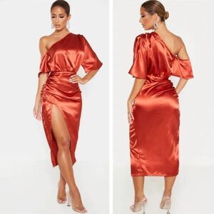 Pretty Little Thing Satin Midi Dress in Rust Size 4